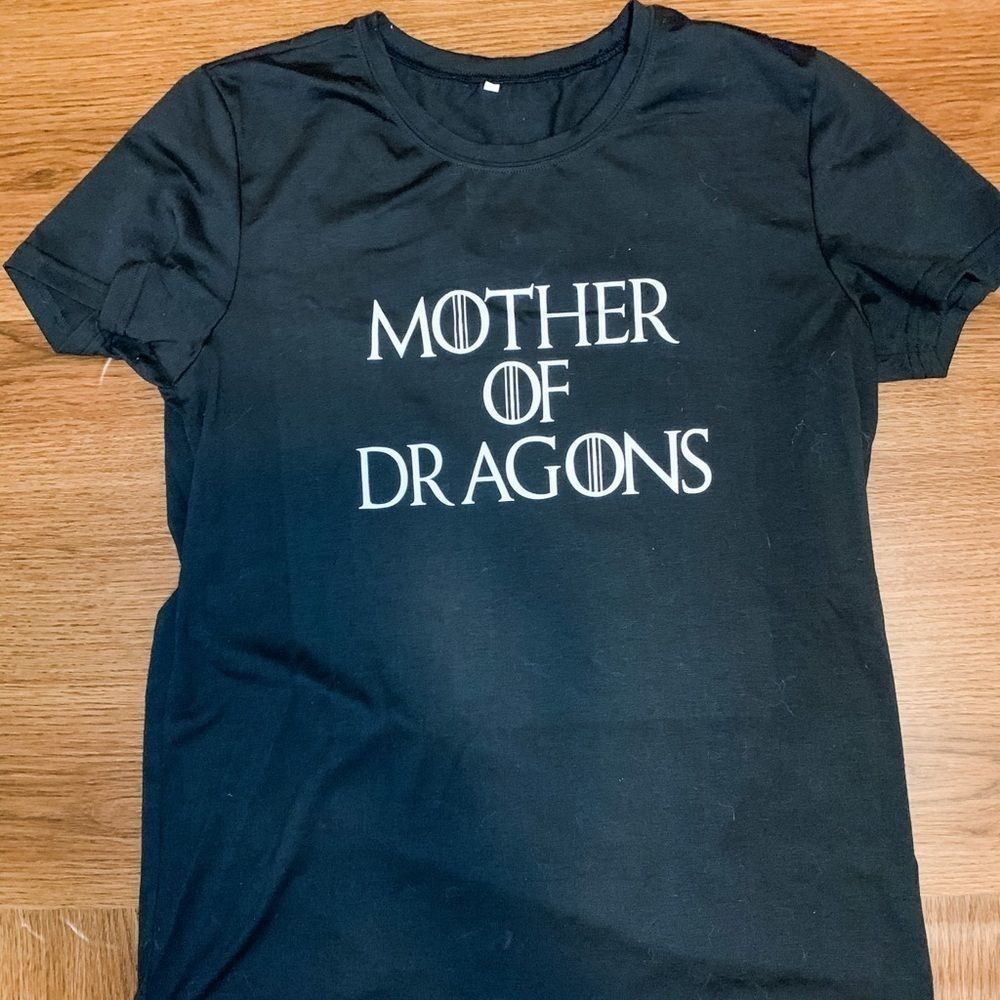 Mother of Dragons Black T-Shirt Size Large